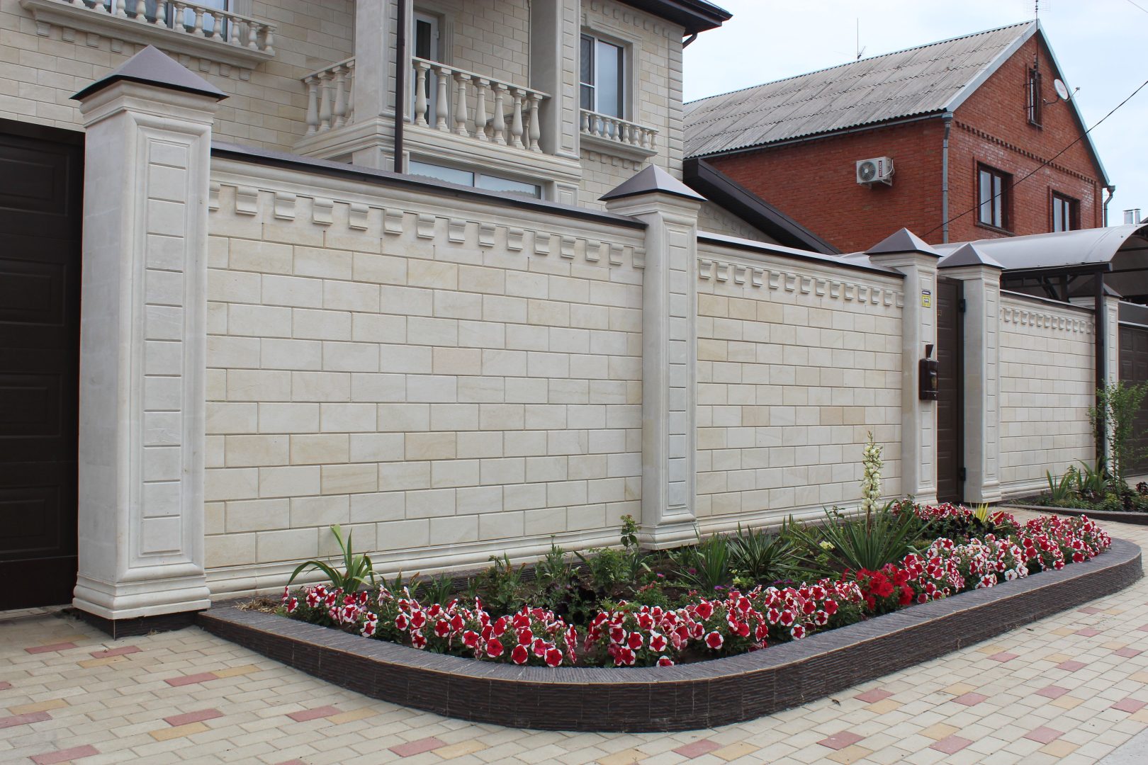 Забор из дагестанского камня