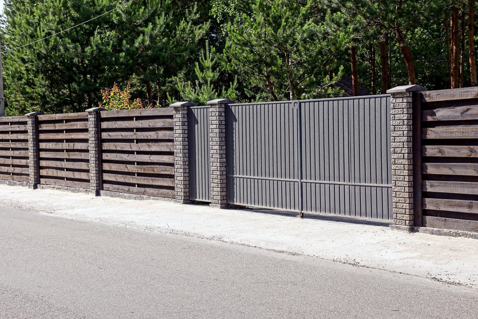 Распашные ворота с проемом 6 метров