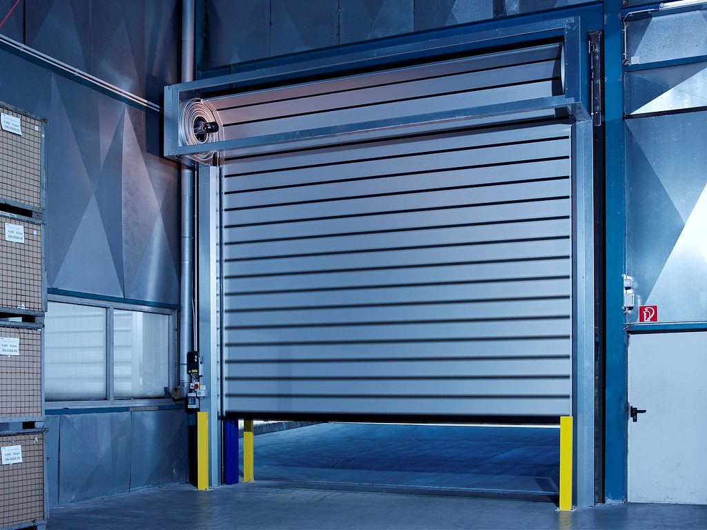 Скоростные рулонные ворота DoorHan