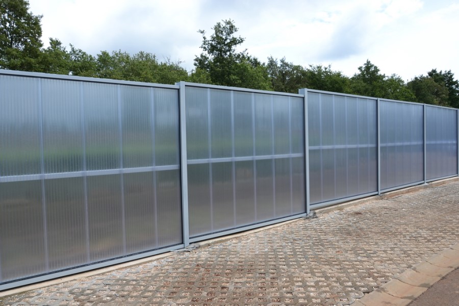 Шумозащитный экран из поликарбоната