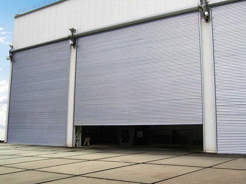 Рулонные промышленные ворота DoorHan