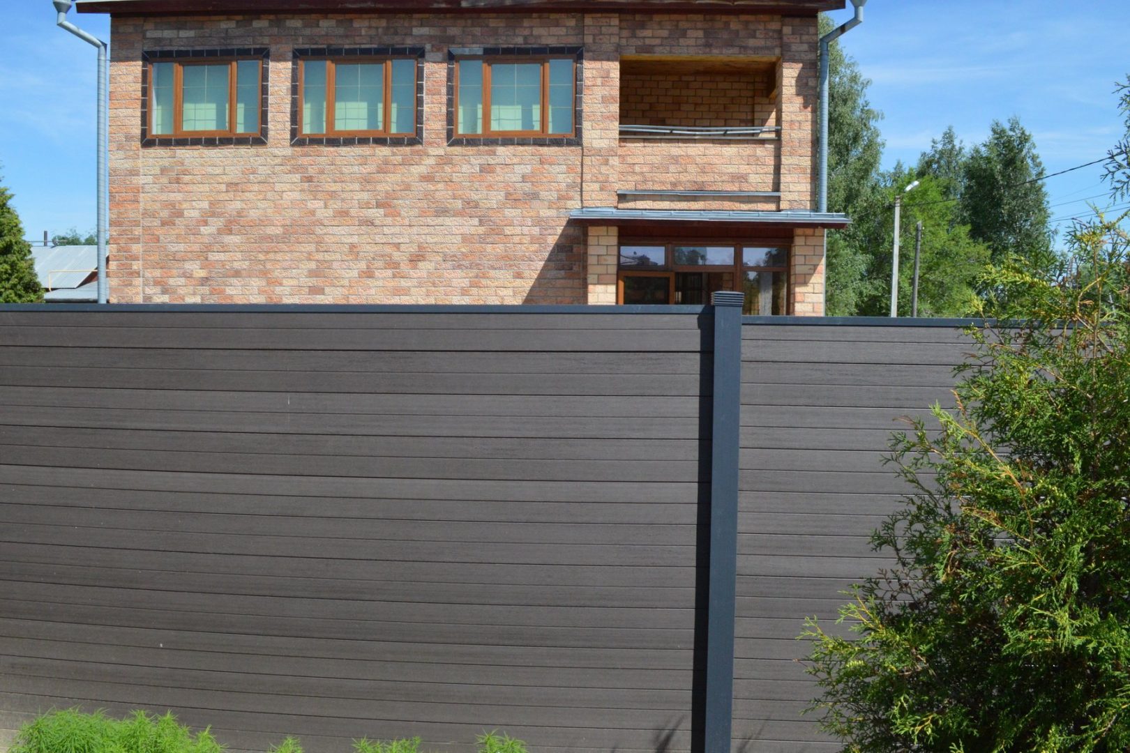 Забор из ДПК