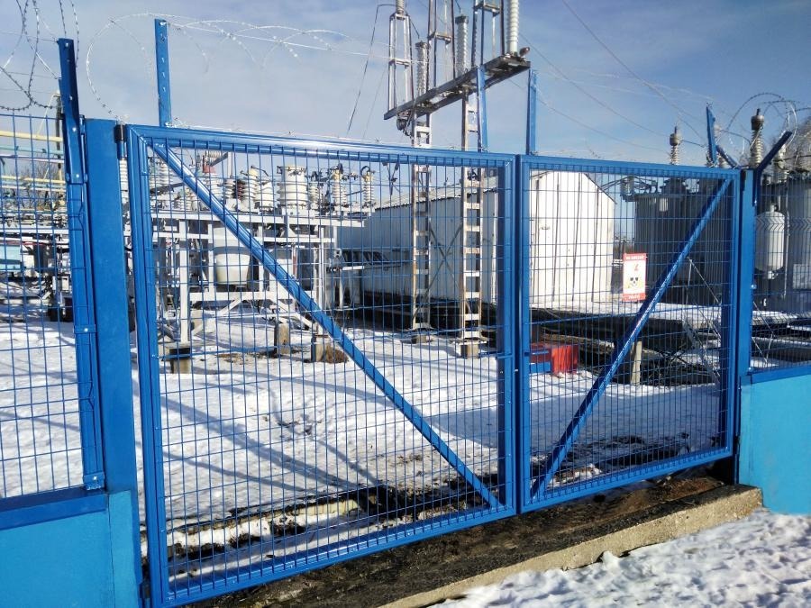 Распашные ворота Махаон