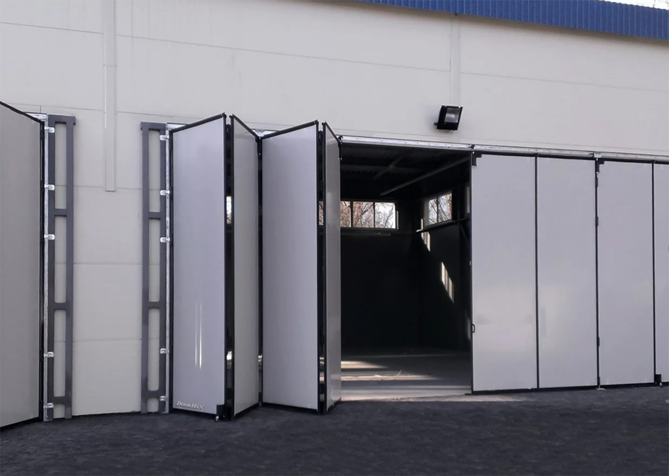 Ворота складные без нижней направляющей