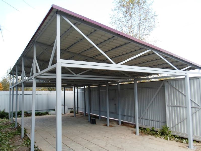 Треугольный навес