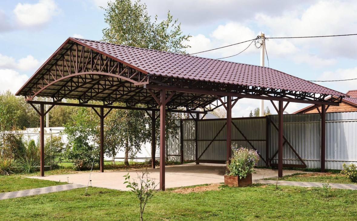 Навес двускатный для автомобиля