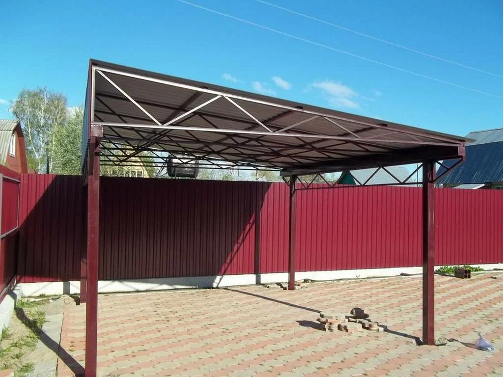 Навес для машины из профнастила